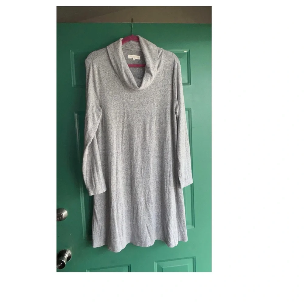 Lou & Grey XL Grey Cowl
Neck Long Sleeve dress so soft - Picture 2 of 8